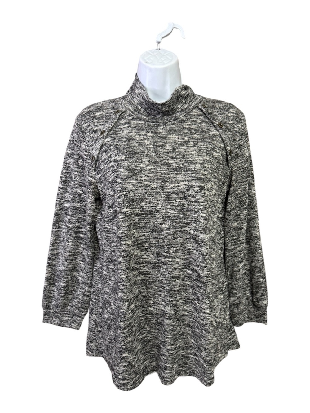 Maurices Marled Gray Mock Turtleneck Sweater size Medium bronze button detail
